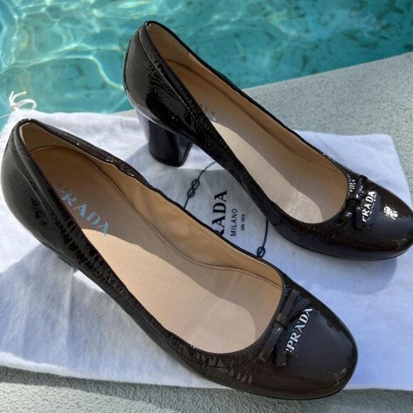 PRADA Brown Patent Leather Bow Block Heel Pumps Size IT37 - Picture 5 of 13